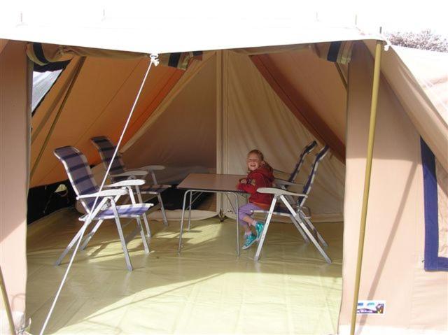 Ameland Tentenverhuur 네스 외부 사진